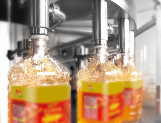 Farmaceutyczna GMP Standardowa plastikowa maszyna do napełniania butelek