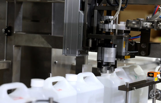 Maszyna do napełniania odczynników płynnych 4000 w 12000bph, linia produkcyjna do napełniania i zamykania odczynników farmaceutycznych