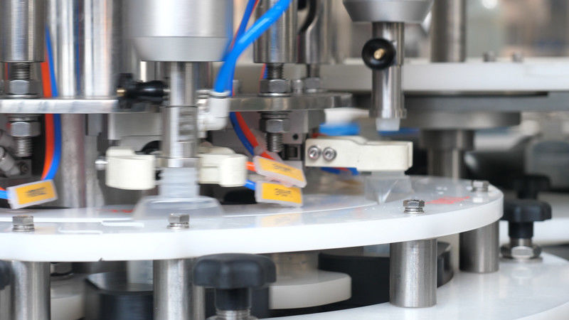 Wewnętrzna i zewnętrzna pokrywa tonera All In One Machine High Speed ​​Press Spin